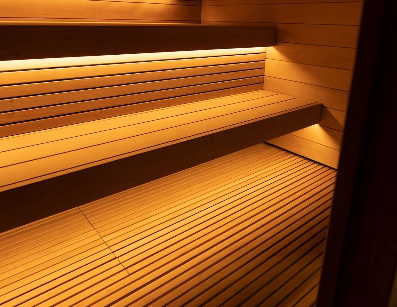 Mini Outdoor Sauna Cabin for Sale | AirCube Terrace Sauna - View 6
